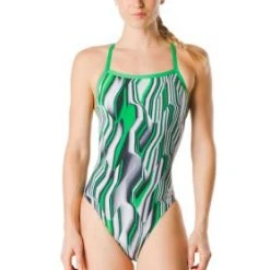 Speedo Liquid Velocity Flyback Training Suits 8 Speedo Liquid Velocity Flyback Training Suits